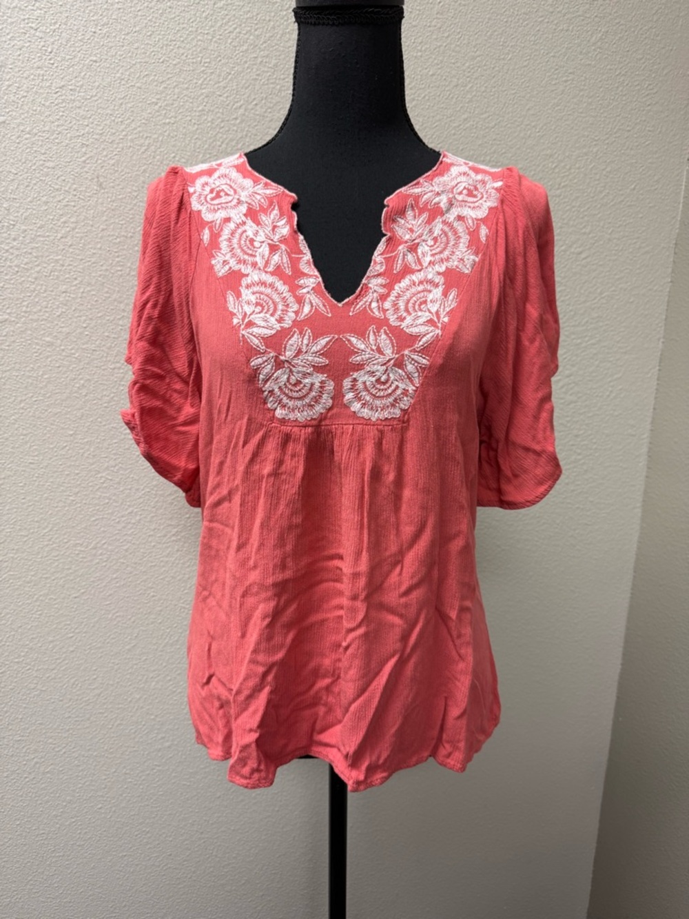 Fair Haven Coral Embroidered Blouse L Boho Peasant Floral Summer Top Chic - Picture 2 of 11